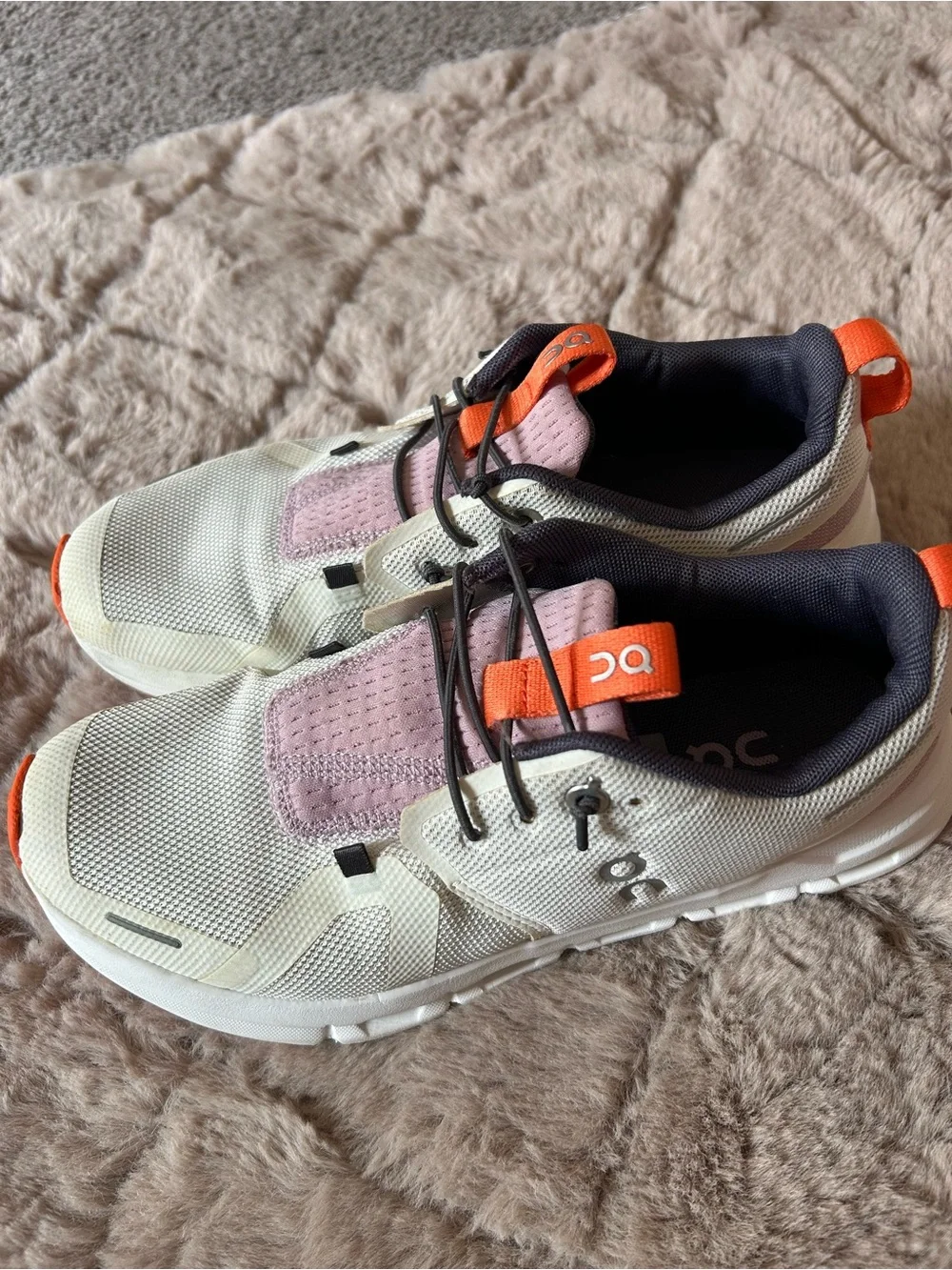 On Running Sneakers in Cream with Pink & Orange Accents size 5.5Youth